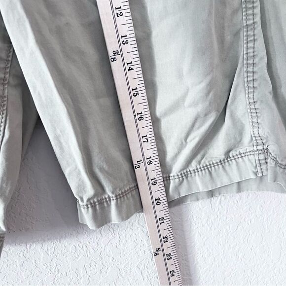 American Eagle Classic Khaki Chino Shorts Flat Front Men’s Size 32 - Picture 2 of 8